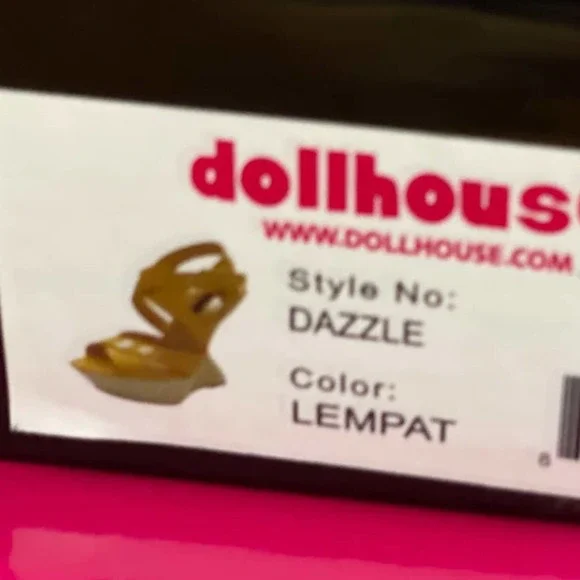 💋🌟$135🌟💋 DOLLHOUSE DAZZLE LEMPAT - Picture 6 of 6